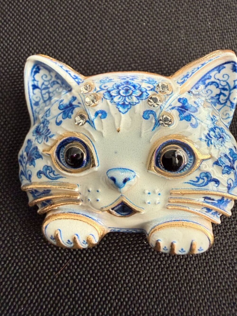 Blue & White Porcelain-Look Brooch Duo – Kitten & Ram Enamel Rhinestone Pins, Go - Picture 5 of 8